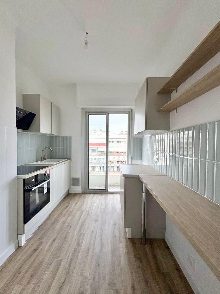 Cuisine après travaux – studio Cassin à Nice Arénas