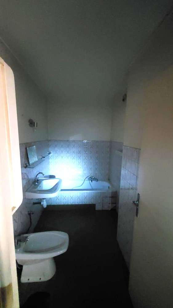Salle de bains avant travaux