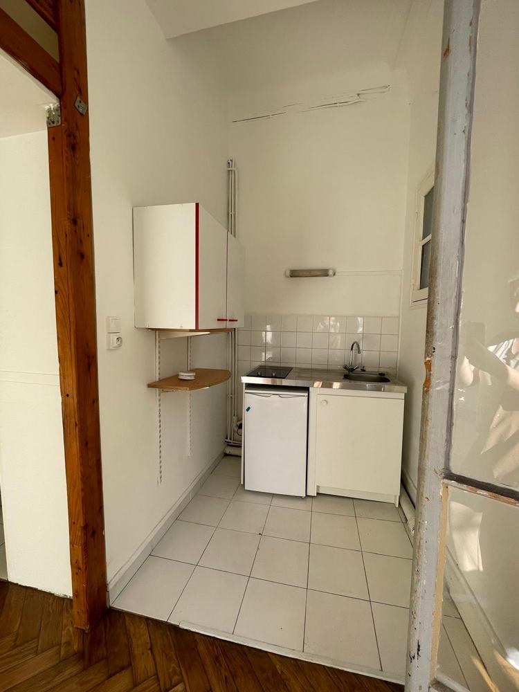 Ancienne kitchenette très compacte